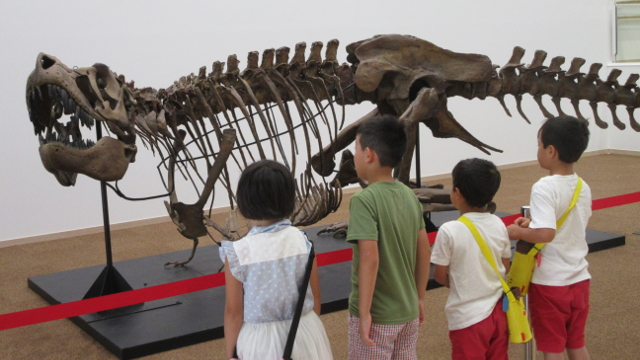 コミュタン福島に恐竜がやってきた 開幕